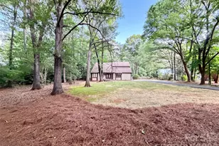 608 Amanda Dr, Matthews, NC 28104 - Photo 18
