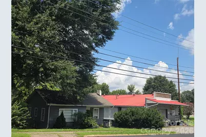 214 E Trade Street, Dallas, NC 28034 - Photo 6