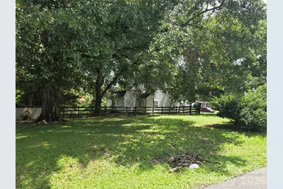 214 E Trade Street, Dallas, NC 28034 - Photo 12