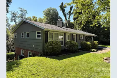 1518 11th Street NW, Hickory, NC 28601 - Photo 1