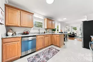 1518 11th St NW, Hickory, NC 28601 - Photo 14