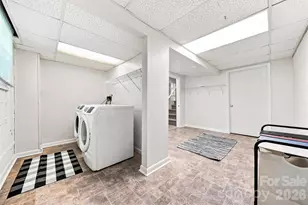 1518 11th St NW, Hickory, NC 28601 - Photo 32