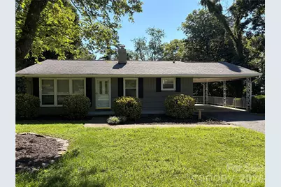 1518 11th Street NW, Hickory, NC 28601 - Photo 2