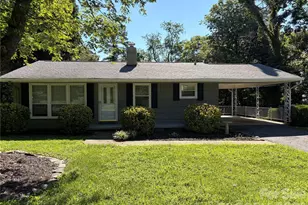 1518 11th St NW, Hickory, NC 28601 - Photo 2