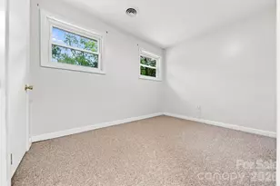 1518 11th St NW, Hickory, NC 28601 - Photo 28