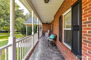 8227 Laurel Oak Ct, Harrisburg, NC 28075 - Photo 4