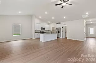 8114 Cravat Ct, Charlotte, NC 28215 - Photo 6