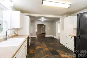 902 Venus St, Kannapolis, NC 28083 - Photo 8