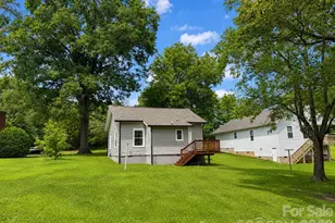 2449 Myrtle Ave, Gastonia, NC 28052 - Photo 16