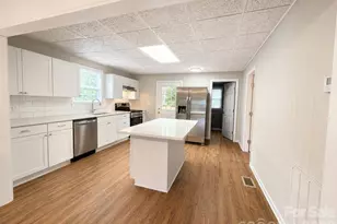 2449 Myrtle Ave, Gastonia, NC 28052 - Photo 10