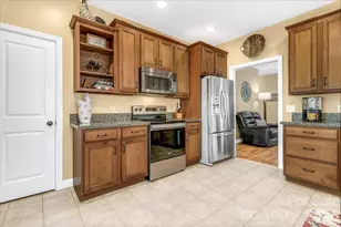 14 New Bishop Ln, Fletcher, NC 28732 - Photo 12