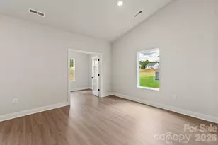8203 Cravat Ct, Charlotte, NC 28215 - Photo 14