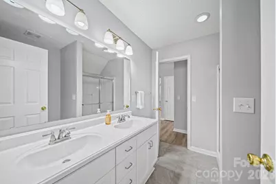 9720 Mattforest Circle, Charlotte, NC 28277 - Photo 32