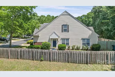 9720 Mattforest Circle, Charlotte, NC 28277 - Photo 8