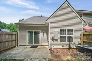 9720 Mattforest Cir, Charlotte, NC 28277 - Photo 10