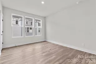 1011 Kokomo Ln, Charlotte, NC 28206 - Photo 8