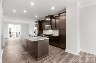 1011 Kokomo Ln, Charlotte, NC 28206 - Photo 4