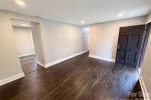 528 Kentbrook Dr, Charlotte, NC 28213 - Photo 6