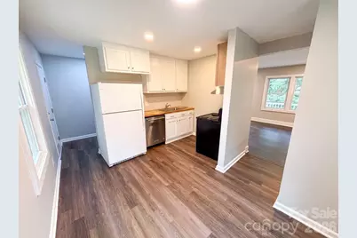 528 Kentbrook Drive, Charlotte, NC 28213 - Photo 2