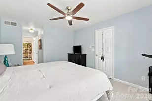 9014 Four Mile Crk Rd, Charlotte, NC 28277 - Photo 14