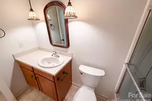 713 Ridgedale Ct, Charlotte, NC 28206 - Photo 12