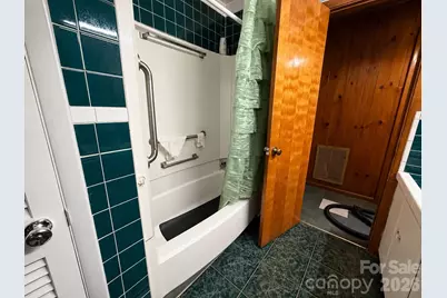 1117 Opal Street, Charlotte, NC 28208 - Photo 6