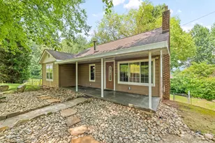 206 Terrell Cove Rd, Canton, NC 28716 - Photo 2