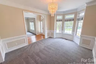 2318 Phlox Ct, Charlotte, NC 28213 - Photo 8