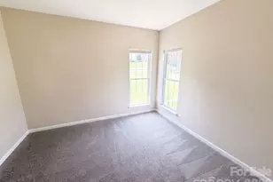 2318 Phlox Ct, Charlotte, NC 28213 - Photo 14