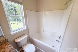 2318 Phlox Ct, Charlotte, NC 28213 - Photo 20