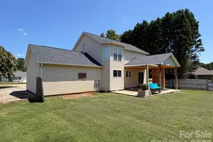 1072 Fox Chase Ct, Salisbury, NC 28146 - Photo 4