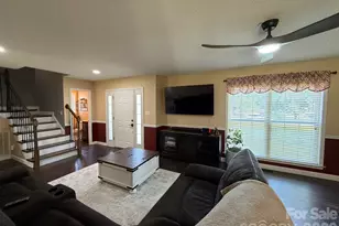 1072 Fox Chase Ct, Salisbury, NC 28146 - Photo 6