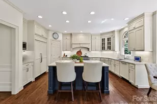 3801 Fawn Hill Rd, Matthews, NC 28105 - Photo 4
