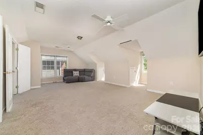 6401 Morningsong Lane, Charlotte, NC 28269 - Photo 34