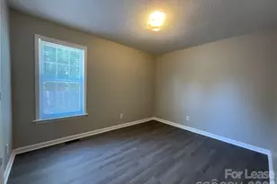 2002 Joseph McNeil Ave, Greensboro, NC 27405 - Photo 10