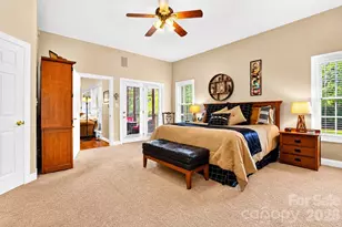 2027 Meadow Run Dr, Matthews, NC 28104 - Photo 18