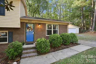 613 Lynn Street, Waxhaw, NC 28173 - Photo 2