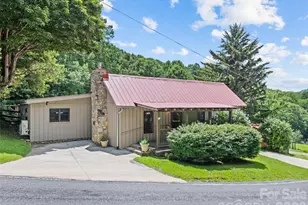 404 Red Bank Rd, Waynesville, NC 28786 - Photo 2