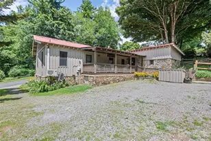 404 Red Bank Rd, Waynesville, NC 28786 - Photo 4