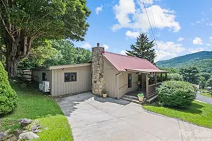 404 Red Bank Rd, Waynesville, NC 28786 - Photo 1