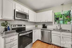 9013 St Croix Ln, Charlotte, NC 28277 - Photo 12