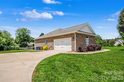 317 Thistle Lane, Statesville, NC 28625 - Photo 2