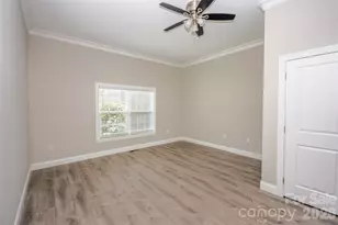 317 Thistle Ln, Statesville, NC 28625 - Photo 10