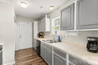 1240 Log Cabin Road, Charlotte, NC 28213 - Photo 12