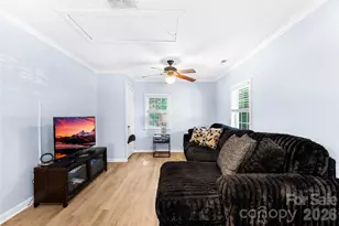 2104 Court Dr, Gastonia, NC 28054 - Photo 6