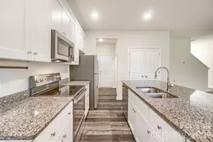 436 W McLelland Ave, Mooresville, NC 28115 - Photo 14