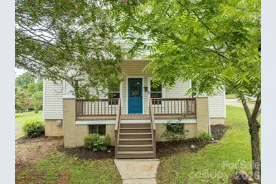 410 Spruce Street SW, Lenoir, NC 28645 - Photo 2