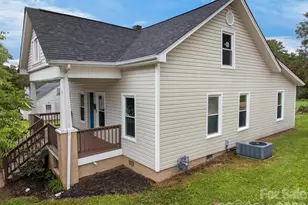 410 Spruce St SW, Lenoir, NC 28645 - Photo 10