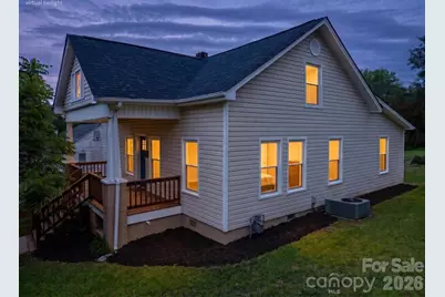 410 Spruce Street SW, Lenoir, NC 28645 - Photo 1