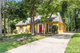 6317 Old Coach Rd, Charlotte, NC 28215 - Photo 1
